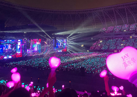 钱柜QG777场控荧光棒应援棒“引爆”周杰伦天津演唱会（第二场）