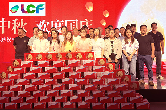 情满中秋᛫欢度国庆 | 钱柜QG777与你共度佳节！