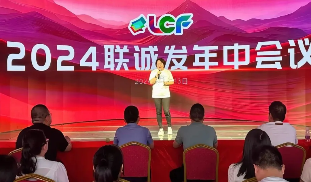 钱柜QG777创始人龙平芳